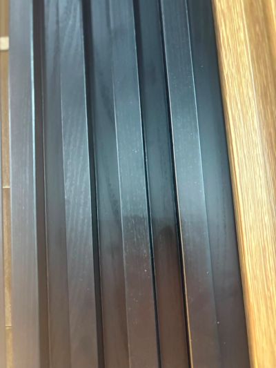 WPC INTERIOR NEGRO REAL (modelo 73)